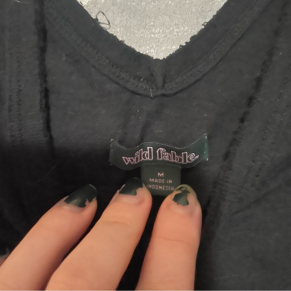 Black Ruffle Bottom Tank Top - Picture 2 of 2